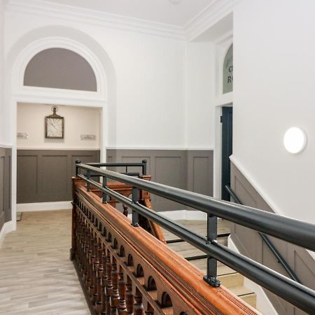 The Marriage Room At The Institute Executive Apartments Keith Buitenkant foto
